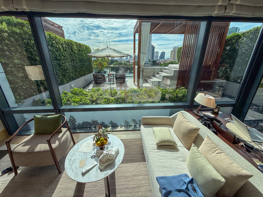 A Capella river-view suite