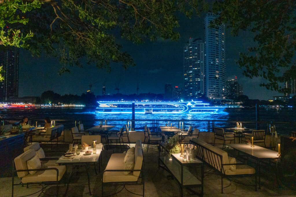 Riverside dining at Four Seasons at night