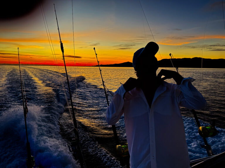 Setting a line into the wake against the sunrise